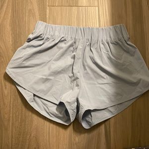 halara light blue shorts